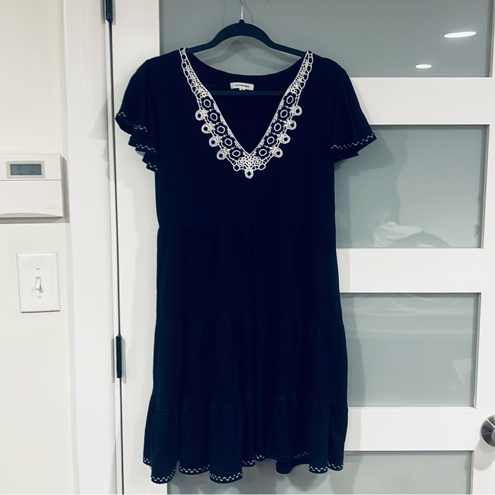 Max Studio sundress navy white embroidery flowy short dress as M